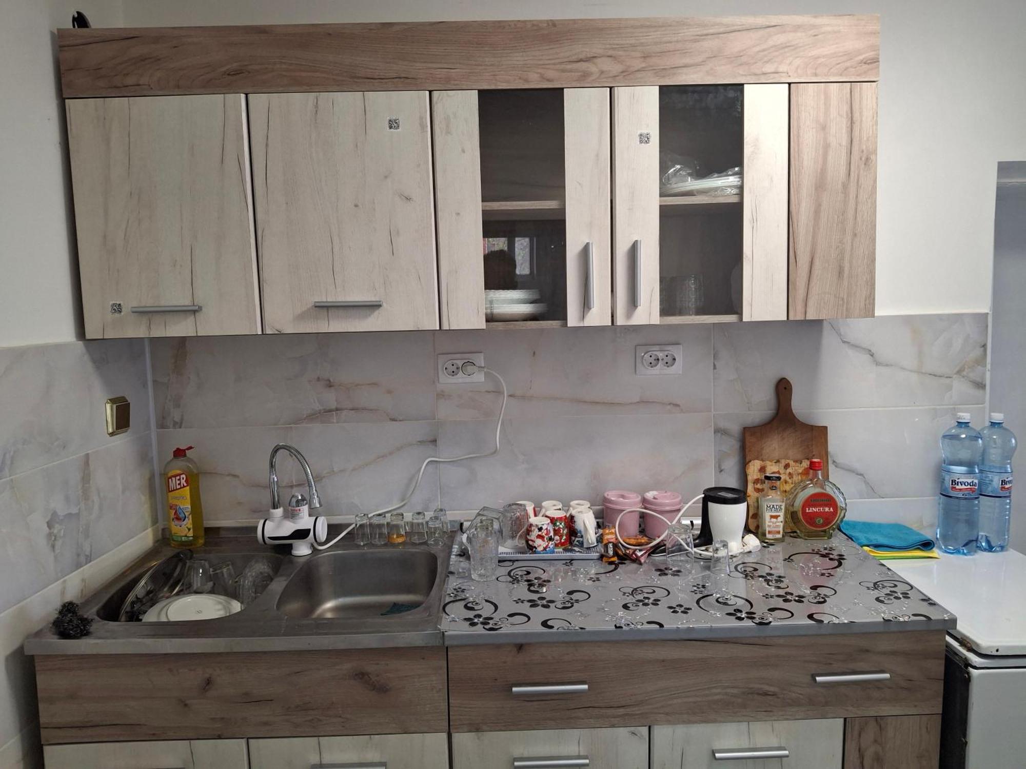 Vila Mir Πίροτ Εξωτερικό φωτογραφία
